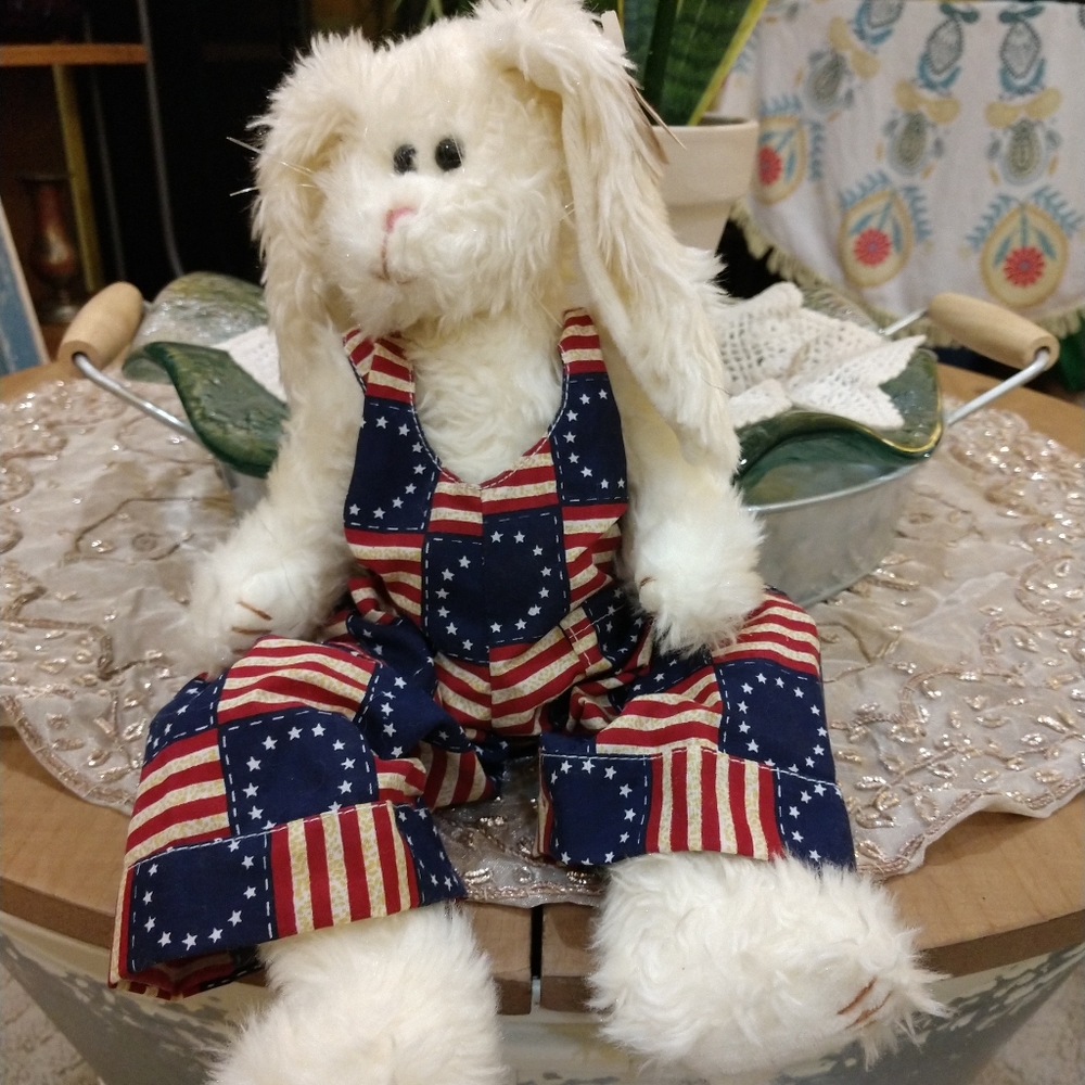 Ty Attic Treasure Collectible - 'Gloria'